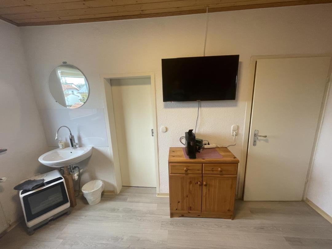 Schicke Ferien- Und Monteurswohnung 53 Qm Philippsburg Ngoại thất bức ảnh